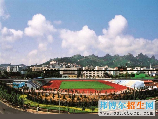 青島大學體育場6713