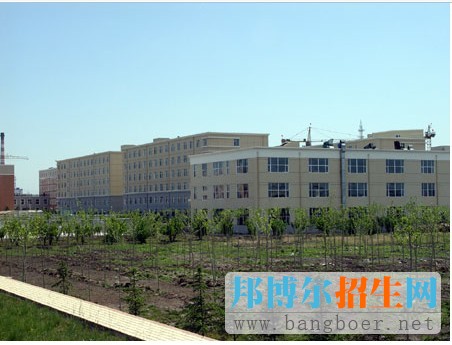 吉林動畫學(xué)院校園一角5170