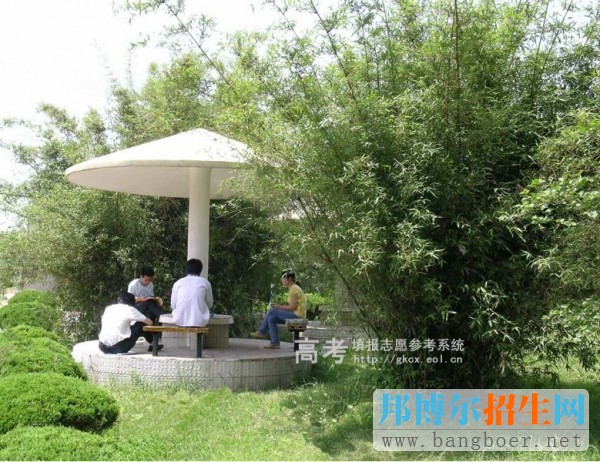 九江職業(yè)大學校園一角6428