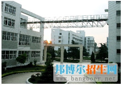 安徽科技學院校園一角4340