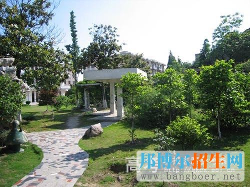 嘉興南洋職業(yè)技術學院校園一角4081