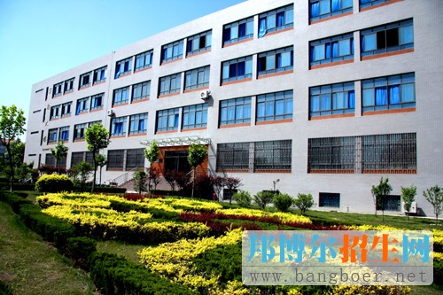 青島理工大學琴島學院校園一角8330