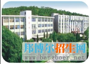 綿陽師范學(xué)院校園一角2343