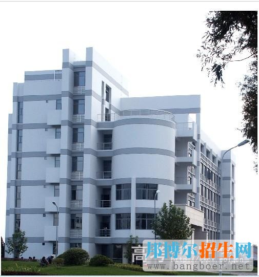 南通大學杏林學院校園一角2068