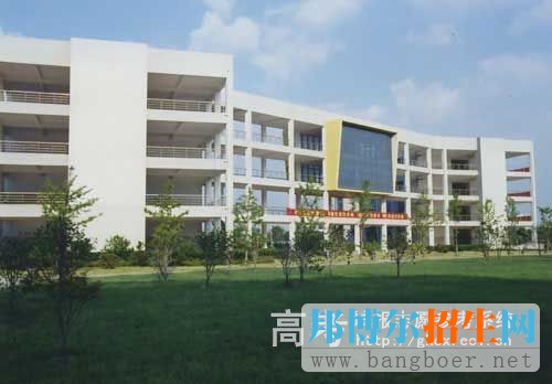 無錫職業(yè)技術學院校園一角2573