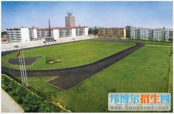 山東信息職業(yè)技術(shù)學(xué)院運動場8069