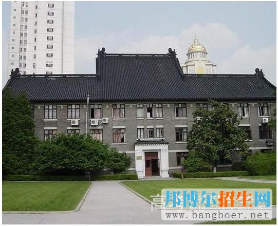 南京大學(xué)金陵學(xué)院校園一角1546