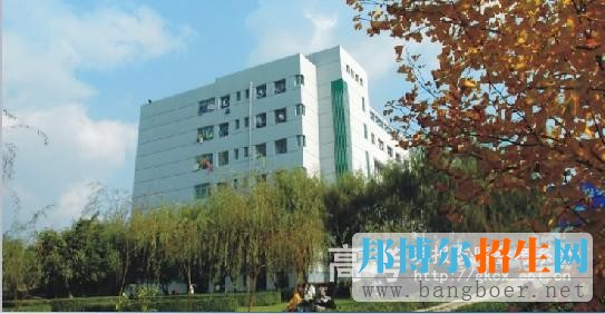 四川幼兒師范高等?？茖W(xué)校校園一角2813