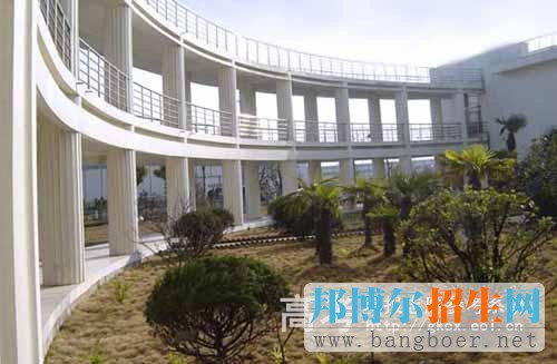 馬鞍山師范高等?？茖W(xué)校校園一角4580