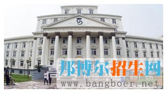 山東圣翰財貿(mào)職業(yè)學(xué)院校園一角8055