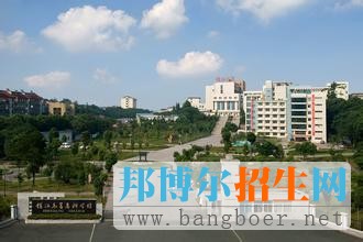 鎮(zhèn)江市高等?？茖W(xué)校