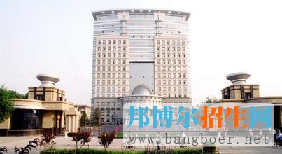 培養(yǎng)具備可再生能源工程與農(nóng)業(yè)生物環(huán)境等方面的基本理論和基本知識(shí)，能在可再生能源、設(shè)施農(nóng)業(yè)工程、節(jié)能、環(huán)境工程開發(fā)利用等領(lǐng)域從事規(guī)劃設(shè)計(jì)、裝備開發(fā)與集成