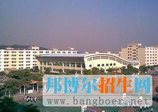 南京大學金陵學院