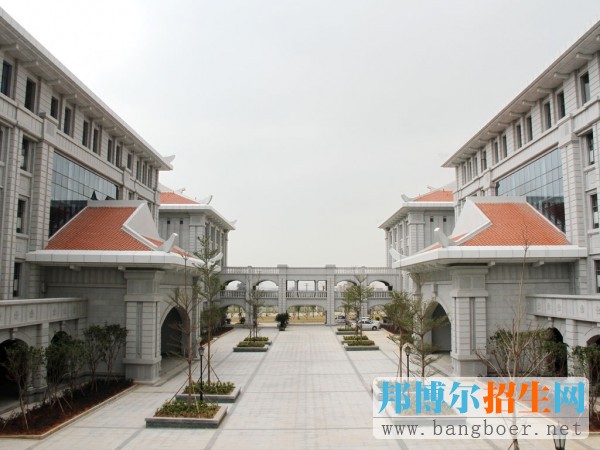 廈門大學(xué)國際學(xué)院教學(xué)樓6100