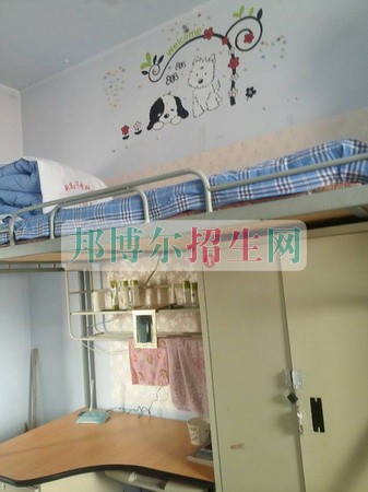 阜新高等?？茖W(xué)校宿舍條件