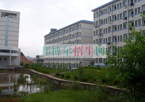 益陽醫(yī)學高等?？茖W校
