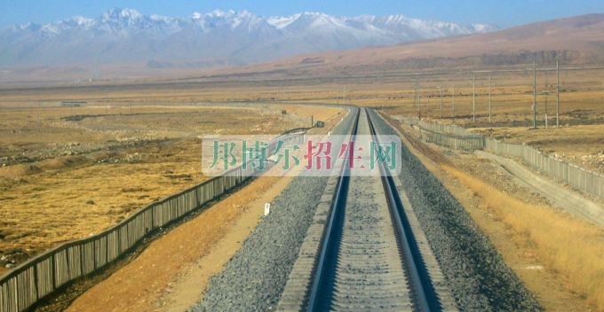 初中畢業(yè)能上鐵道工程技術專業(yè)嗎