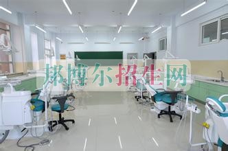 中?？谇会t(yī)學怎么考大專