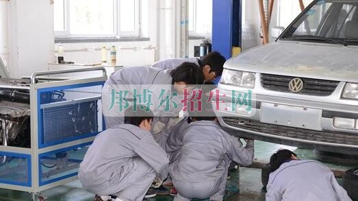 成都到哪里讀汽車(chē)電子技術(shù)好