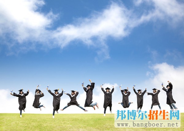 2017年高考?？迫绾翁顖笾驹? width=