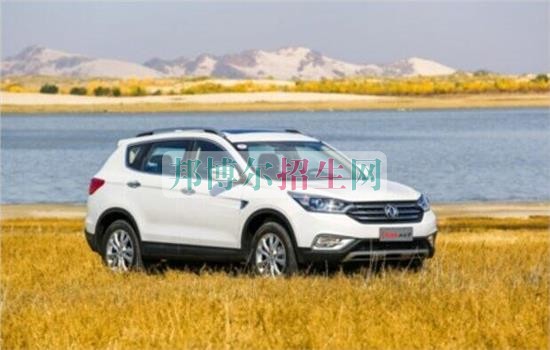 成都有什么汽車(chē)服務(wù)與營(yíng)銷(xiāo)學(xué)校