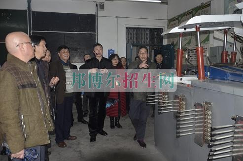 四川長江職業(yè)技術學院到廣元工程技工學??疾旖涣? width=