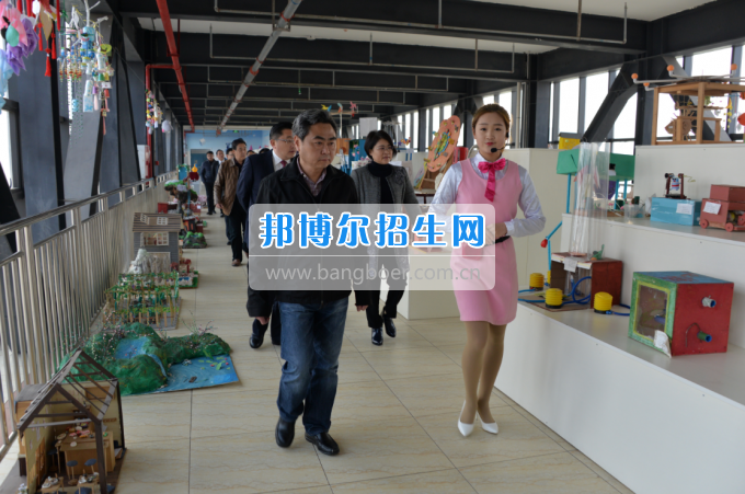 川南幼兒師范高等?？茖W(xué)校迎接隆昌縣創(chuàng)建第四屆省級文明城市測評組考評