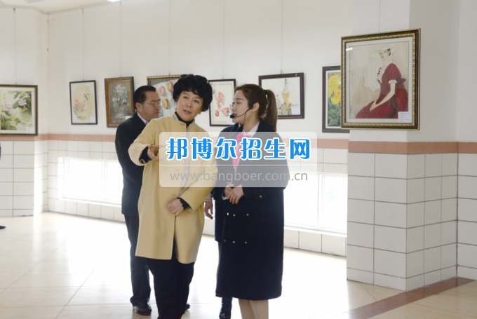 市委常委、宣傳部長(zhǎng)潘梅到川南幼兒師范高等專(zhuān)科學(xué)校調(diào)研思想政治工作