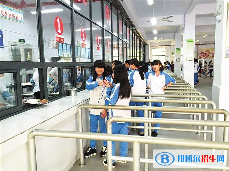 成都城市建設技工學校宿舍條件