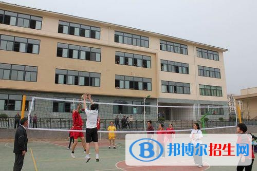 北川羌族自治縣七一職業(yè)中學2018年報名條件、招生對象