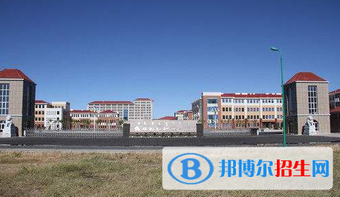 富寧縣民族職業(yè)高級中學2018年報名條件、招生對象
