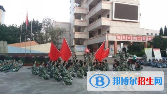 四川省渠縣職業(yè)中專學校2018年招生錄取分數(shù)線