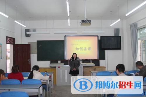 廣安市英才職業(yè)技術(shù)學(xué)校2018年報名條件、招生對象