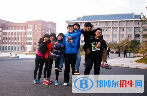陜西省印刷技工學(xué)校2018年報(bào)名條件、招生對(duì)象