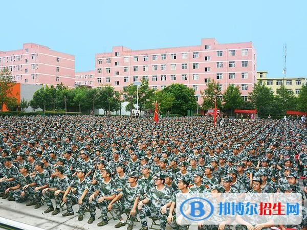 西安軌道交通學(xué)校2018年報(bào)名條件、招生對(duì)象
