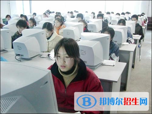 新樂職業(yè)技術(shù)教育中心2018年報名條件、招生對象