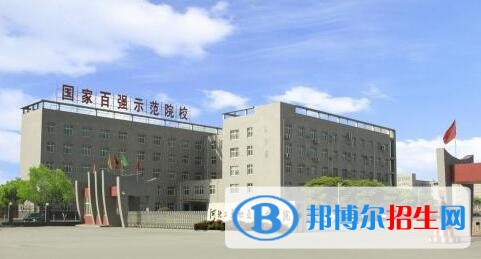 衡水東方計算機學(xué)校2018年報名條件、招生對象