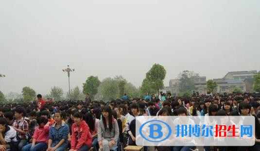 陜西工貿(mào)職業(yè)中等專業(yè)學校2018年報名條件、招生對象