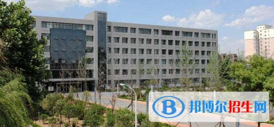 濟(jì)南信息工程學(xué)校招生辦聯(lián)系電話(huà)