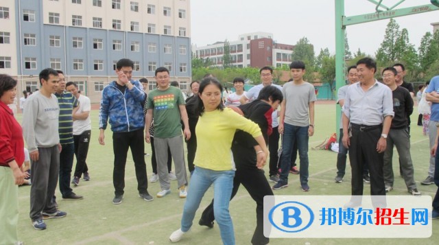 山東萊陽衛(wèi)生學(xué)校招生辦聯(lián)系電話