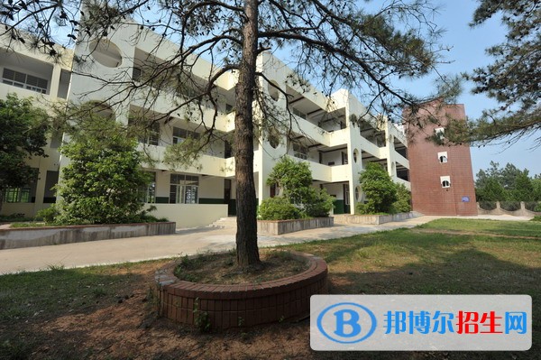 宜興市和橋職業(yè)高級中學網(wǎng)站網(wǎng)址