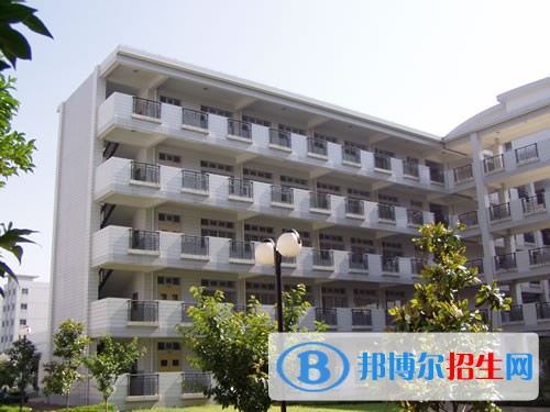 泰州機(jī)電高等職業(yè)技術(shù)學(xué)校2019年報(bào)名條件、招生對象