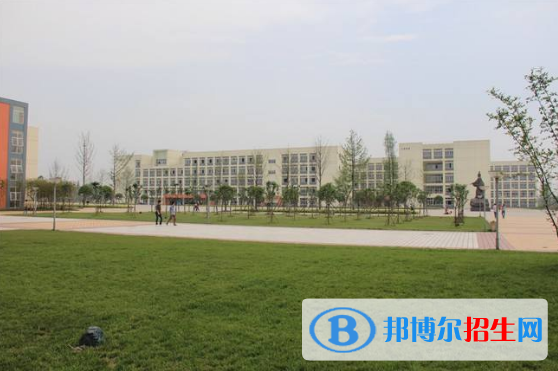 四川水利職業(yè)技術(shù)學院五年制大專招生辦聯(lián)系電話
