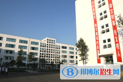 綿陽讀中專學(xué)?？梢钥即髮W(xué)嗎