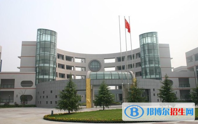 綿陽(yáng)讀中專學(xué)校要多少錢