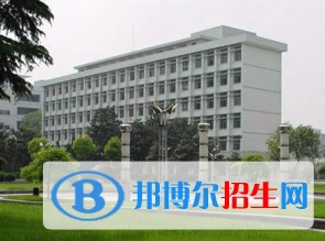 淮北職業(yè)技術(shù)學(xué)院?jiǎn)握袌?bào)名條件