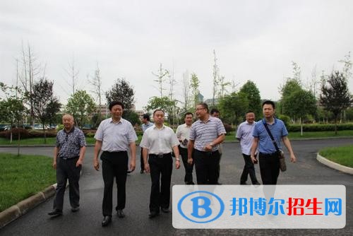 達(dá)州中專學(xué)?？梢钥即髮W(xué)嗎