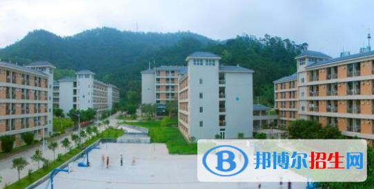 廣州番禺職業(yè)技術(shù)學(xué)院?jiǎn)握袌?bào)名條件