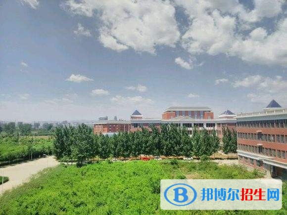 鶴壁汽車工程職業(yè)學(xué)院單招報(bào)名時(shí)間