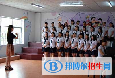 幼師面試常見(jiàn)的問(wèn)題一